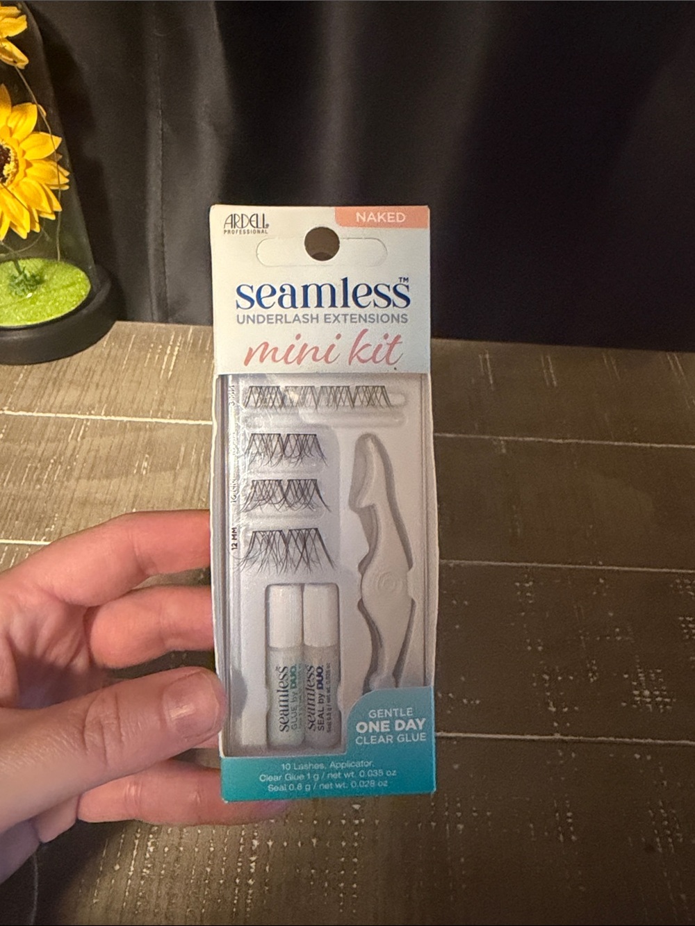 Ardell Seamless Mini Underlash Extension Kit - Naked with White & Blue Accents